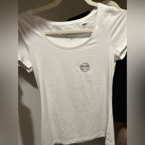 Size M Strechy Female's White Tee